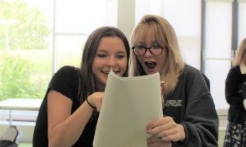 Latest News » Stephen Perse students celebrate fantastic GCSE results